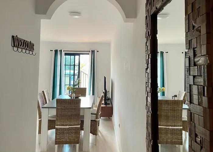 Casa La Ola - Idylle Am Meer, Holiday home La Lajita